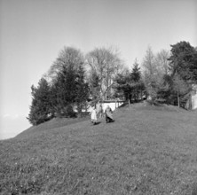 Women near Hütten ZH; 1958.