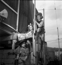 School theatre in support of the Swiss donation, 1945.