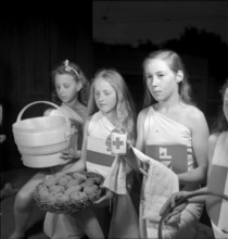 School theatre in support of the Swiss donation, 1945.