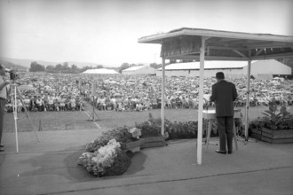 Conference of Jehova's Witnesses, 1965.