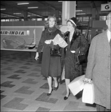 Princess Anne-Marie of Denmark (l) in Geneva-Cointrin, 1964.