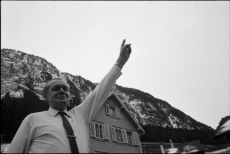 Walter Schühle, landlord, has seen Ufos at Gurtnellen 1979.
