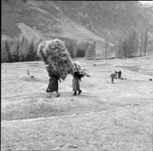 Women Working in the Field, Bosco Gurin 1956.