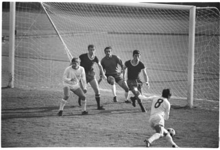 NLA 1968/69: FC Zürich - Servette FC; Keeper Barlie.