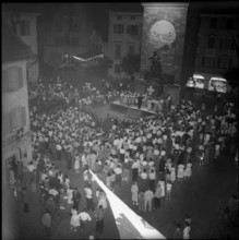 Altdorf, young voters are presented with full age certificate; 1958.