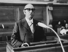 Otto Grütter, SLV chairman, 1971.