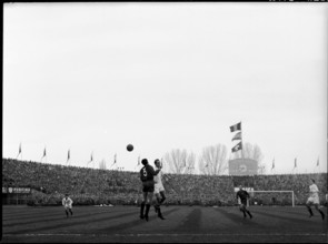 WC qualifier 1957: Switzerland - Spain.