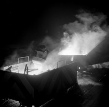 Zurich, night work: welding of tram rails; 1963.