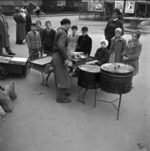 Zurich: Chestnut Seller and Clients, 1953.