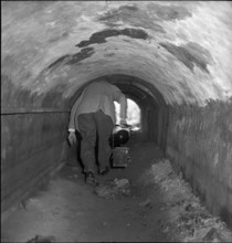 Zurich, search for missing Hansli Eichenberger; 1949.