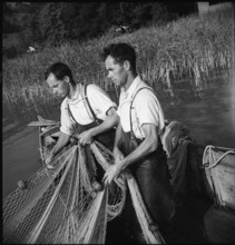 Fishermen on Lake Zurich around 1945.