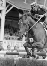 CSIO Lucerne 1974: Paul Weier and Fink.