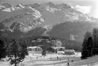 Hotel Suvretta in St. Moritz, 1972.