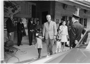 Reza Pahlavi with his children in Gstaad, 1966.