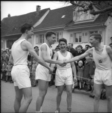 Eierleset, Eastern custom in Muttenz, 1958.