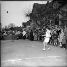 Eierleset, Eastern custom in Muttenz, 1958.