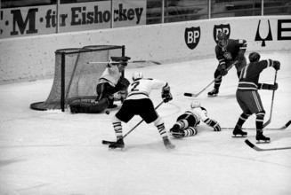 WC in Switzerland 1971: Germany - Czechoslovakia.