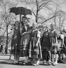 Girls at the Sechselaeuten in Zurich, 1940.