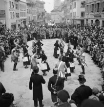 Dance at carnival parade in Payerne, 1946.