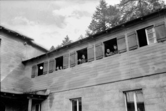 Mattmark, foreign workers, barrack, 1965.