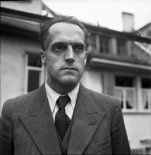 Julius Mäder, 1945.