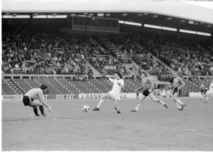 NLA 1973/74: FC St. Gallen - FC Zurich; Schuepp, Botteron.