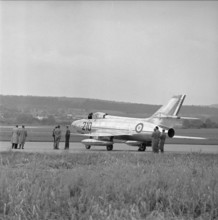 Army testing Dassault MD 452 Mystère IV A, Kloten 1956.