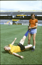 Karl Odermatt and Timo Konietzka training, 1979.