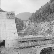 Le Day dam under construction, Les Clées power station 1954.
