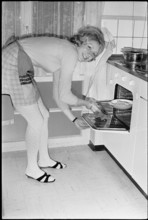 Meta Antenen at home cooking 1969.