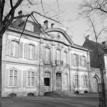 Basle, Wildsche Palais; 1952.