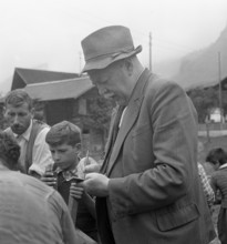 Separation of the sheep in autumn, 1941.