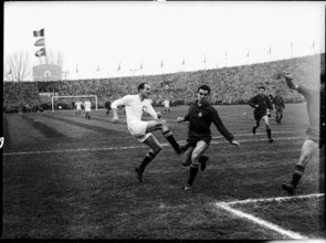WC qualifier 1957: Switzerland - Spain.