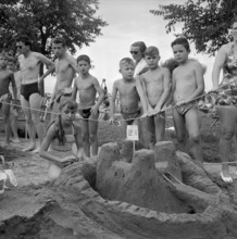 Competition for the most beautiful sandcastle; Geneva 1956.
