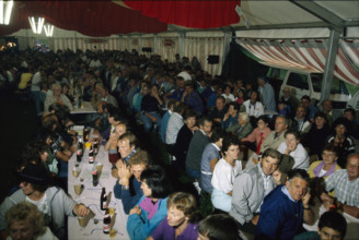 Visitors in the pavilion at the Älpler musical request programme, Urnerboden 1993.