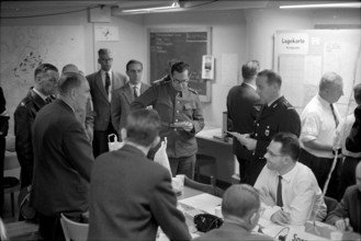 Combined civil defence training in Berne, 1962.