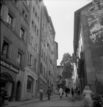 Geneva; lane in the old town: Rue du Perron; 1951.