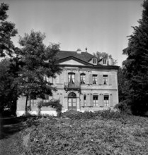 Geneva: Villa Rigot; 1942.