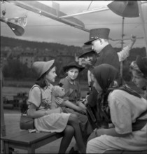 School theatre in support of the Swiss donation, 1945.