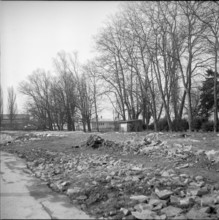 Lucerne, Inseli Municipal Park becomes a car park; 1954.