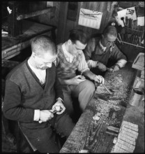 Swiss donation: producing badges, 1942.