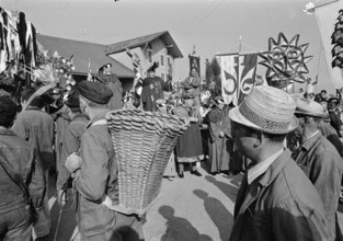 Winegrower's festival in Mont-sur-Rolle, 1971.