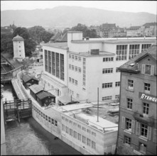 Hallenbad City at the Schanzengraben, Zürich 1940.