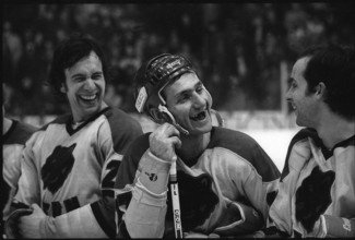 NLA 1974/75: SC Berne celebrating championship; Cadieux.