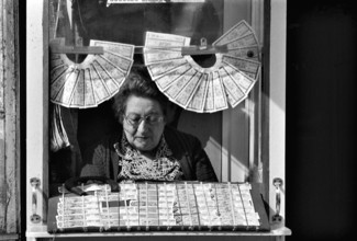 1975, Paris, lottery.