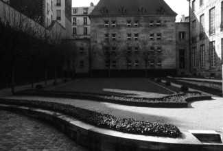 1975, Paris, Marais.