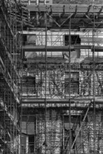 1975, Paris, Rive droite building under restoration.