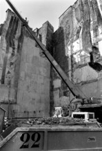 1975, Paris, Rive droite, building under demolition.