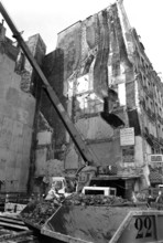 1975, Paris, Rive droite, building under demolition.