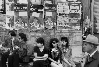 1975, Paris, Rive droite, boys and girls.